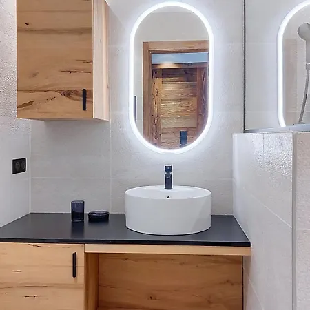 Le Bec Rouge - Le Lac-12 By Interhome Appartement